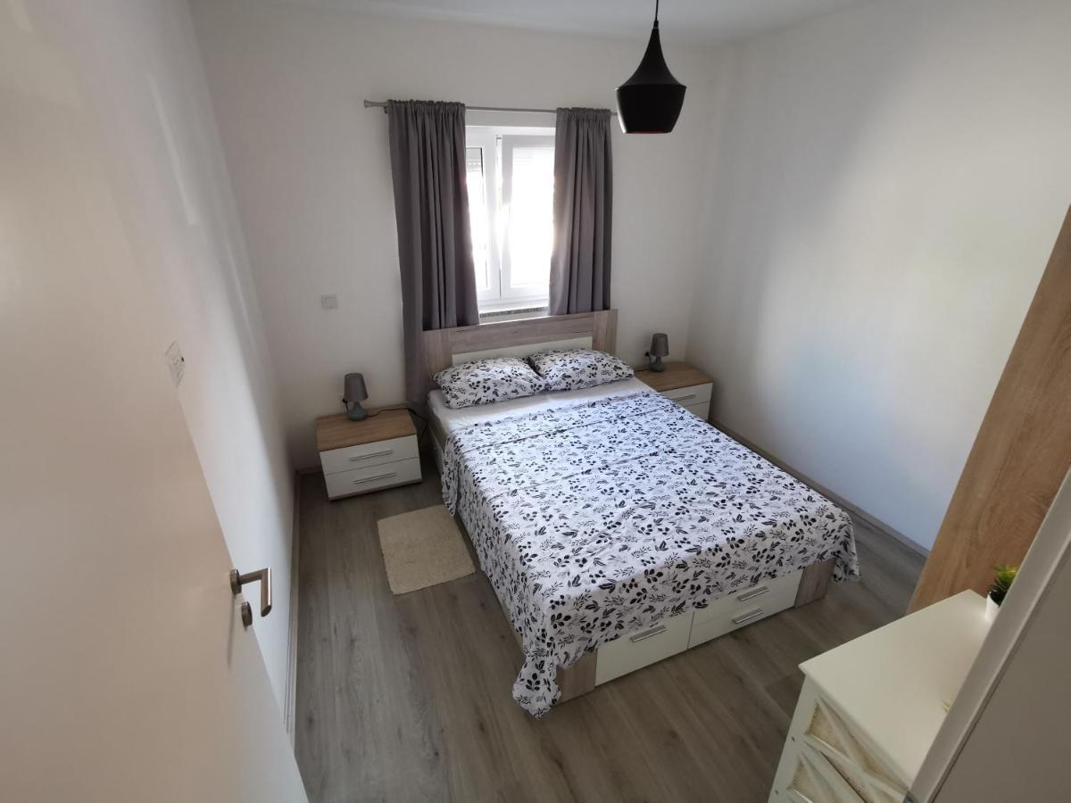 Frane Apartment Pula Ngoại thất bức ảnh